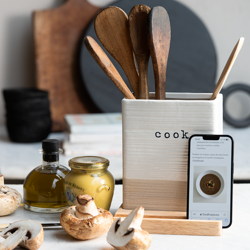 Caddy para Libros de Cocina y Utencilios